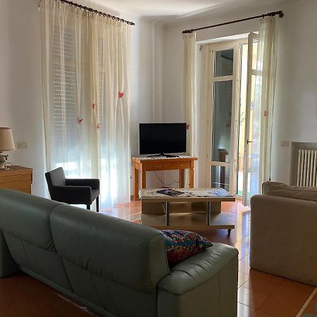 Home Toledo 355 那不勒斯 外观 照片