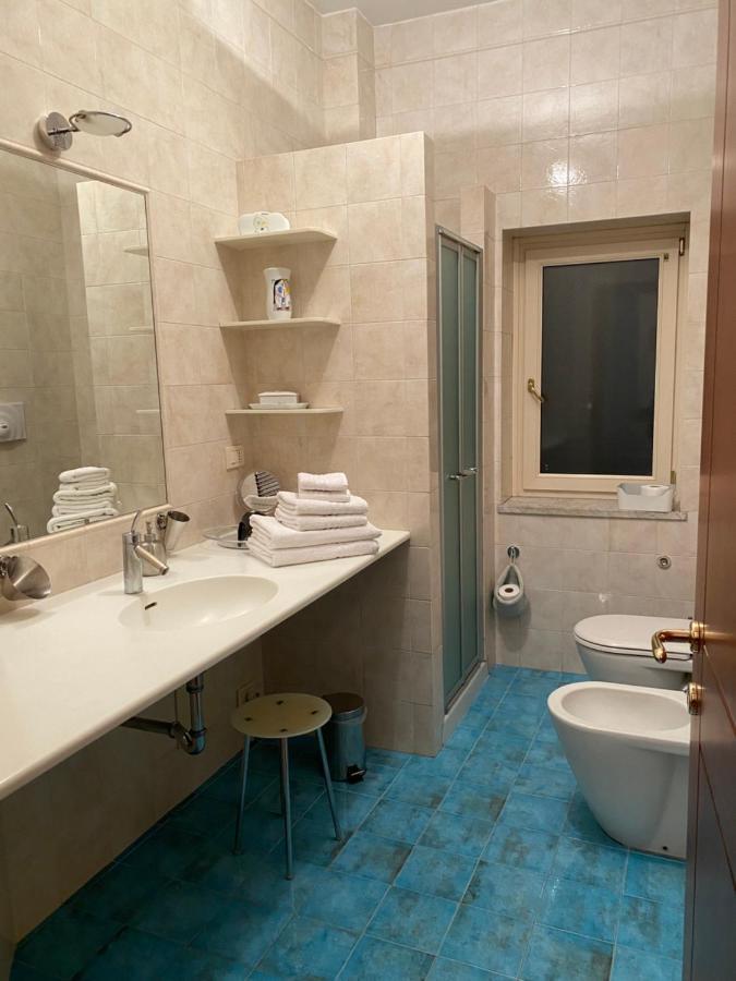 Home Toledo 355 那不勒斯 外观 照片